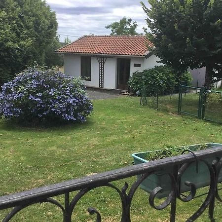 Breesfalt Gite Accomodation Vila Maisonnais-Sur-Tardoire Exterior foto